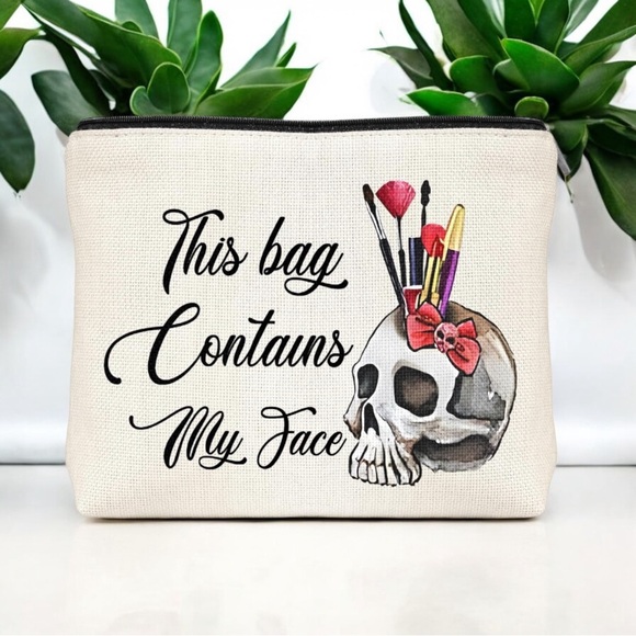 Boutique Handbags - Large Waterproof Makeup Pouch, NWT